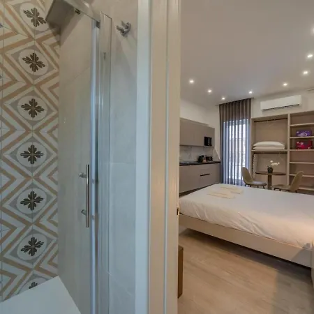 Urban Vibe 3 Apartment *